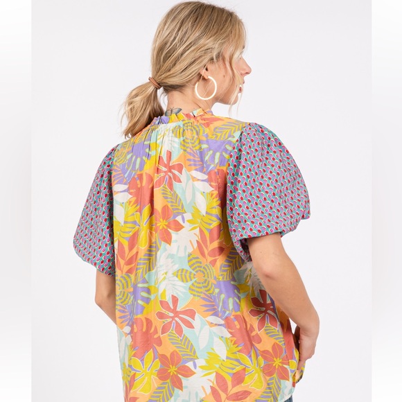 Contrast Floral Print Woven Blouse Top - Picture 5 of 6